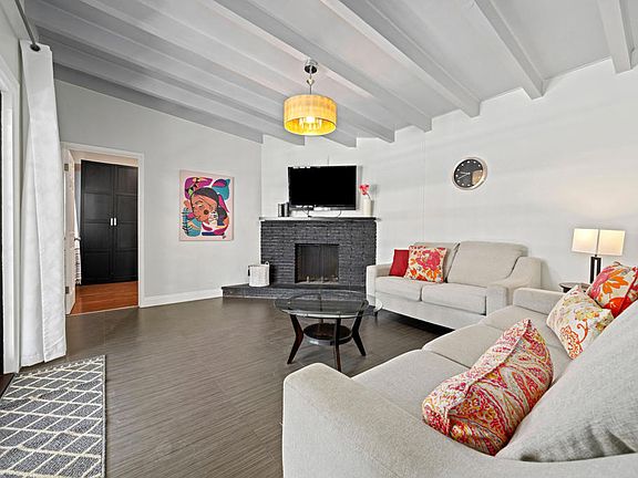 4th image of 515 N Calle Marcus