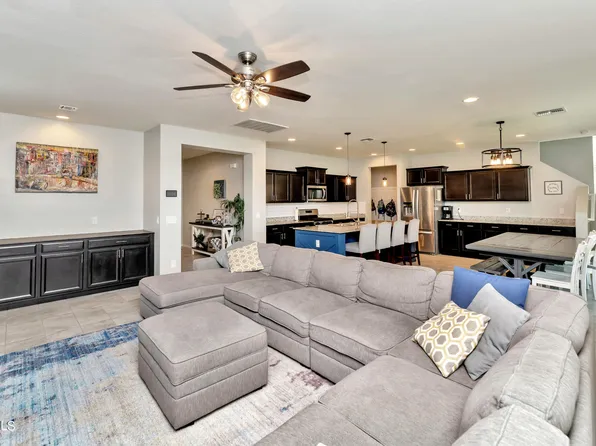 359 W SALALI Trail, San Tan Valley, AZ 85140