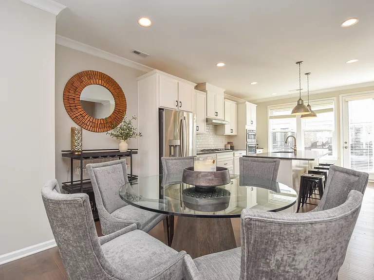 612 Tudor Park Way — Photo 9