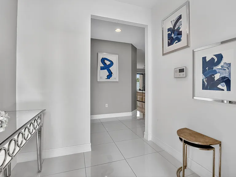 10106 Akenside Dr — Photo 3