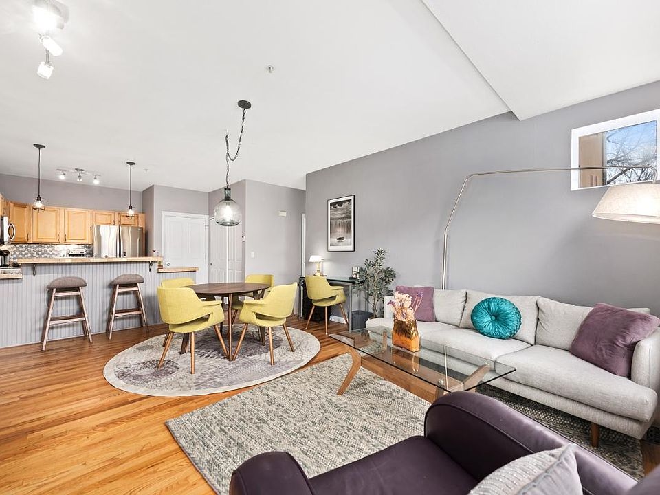 Tastefully Furnished Throughout 