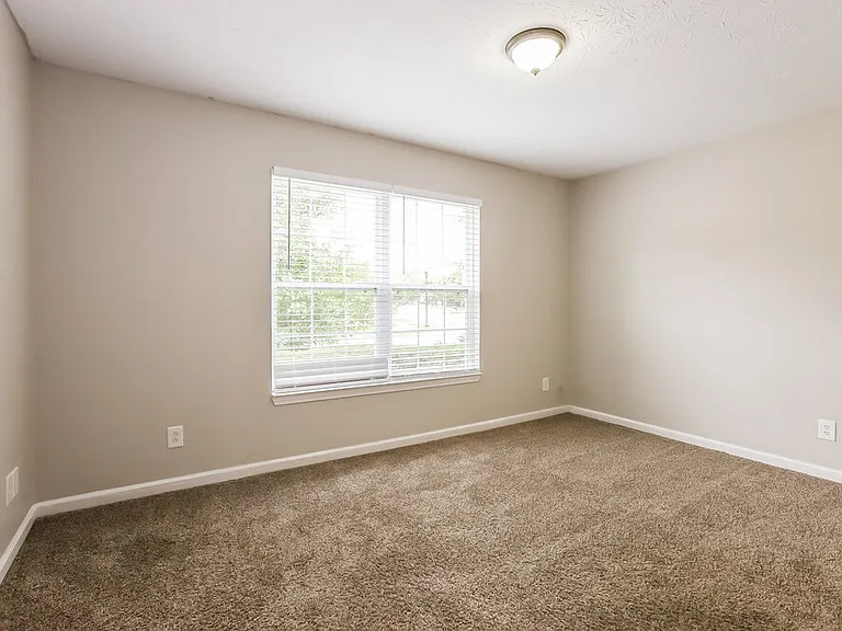 1083 Pine Ridge Way — Photo 9