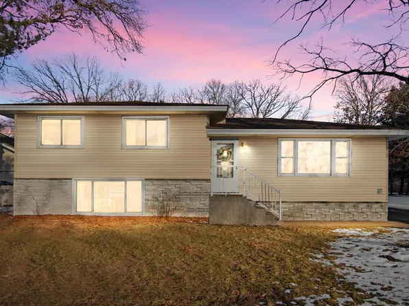 8991 Pierce St NE, Blaine, MN 55434