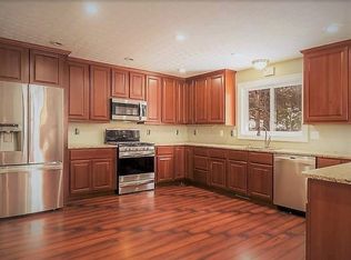 204 Apple Blossom Rd SW, Pataskala, OH 43062