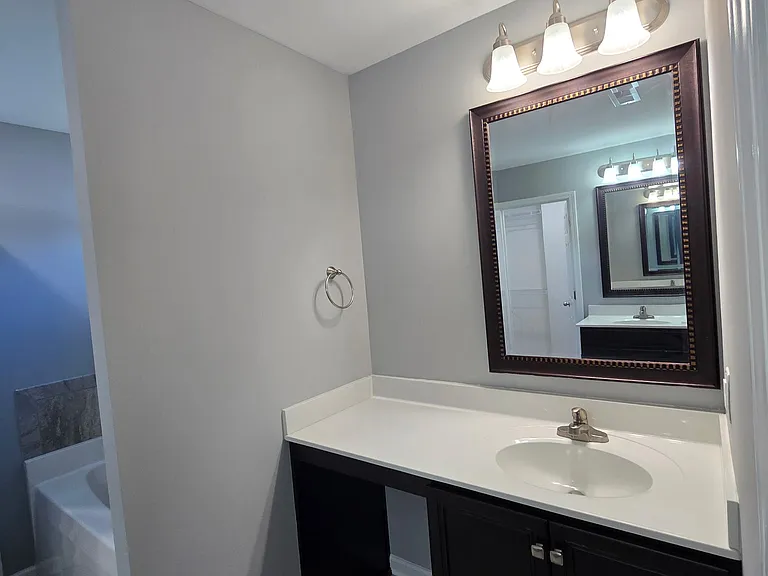 1601 Mount Rainer Dr — Photo 17