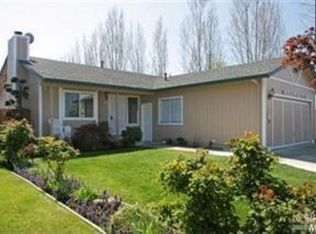 953 Crone Ct, Santa Rosa, CA 95407