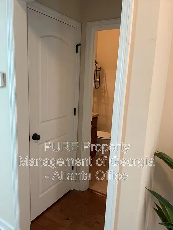 3 bed, 2.5 bath, 1733 sqft, $1,800 — Photo 4
