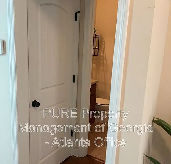 1650 Tralee Ct — Photo 4