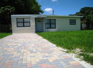 6337 Garfield St, Hollywood, FL 33024