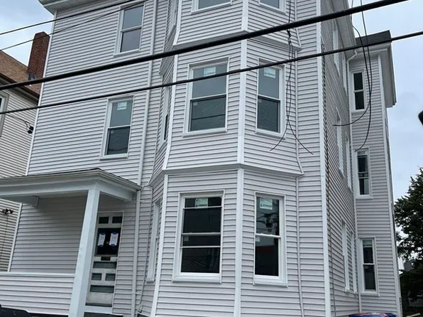30 Viall St, New Bedford, MA 02744