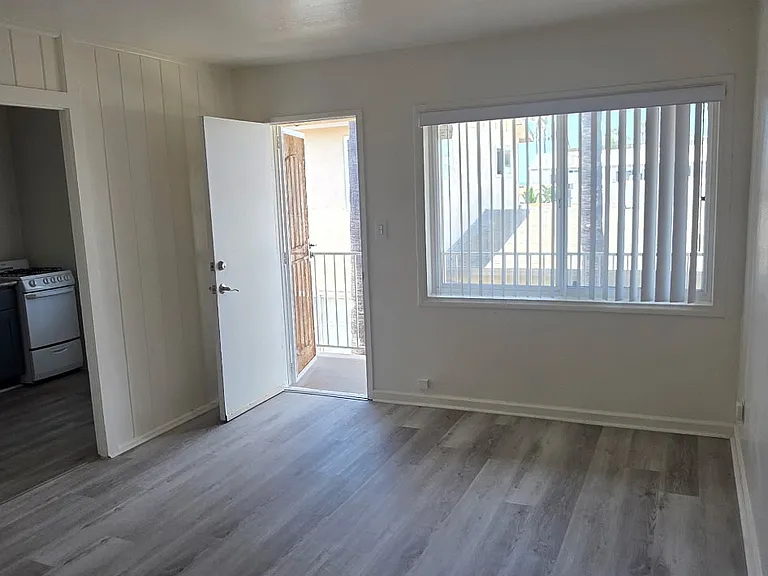 4702 Mission Blvd #13 — Photo 4