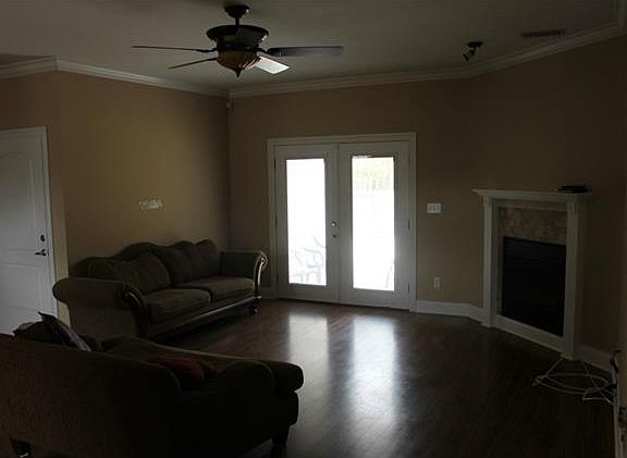 5th image of 3620 City Dr