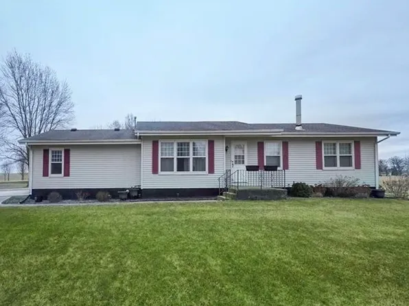 1926 Honey Creek Rd, Manchester, IA 52057