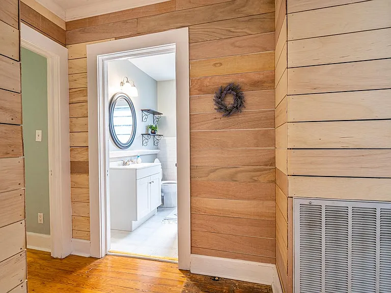 1300 Sparkman St SW — Photo 28