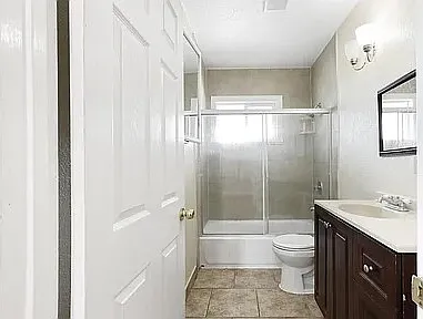 568 Alhambra St — Photo 11