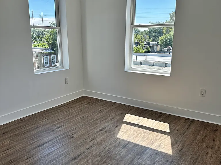 1240 W Allegheny Ave #4 — Photo 9