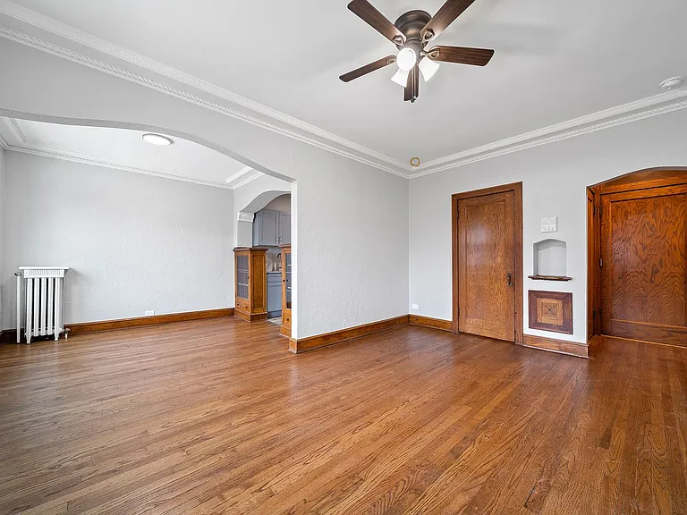 Bella Casa Apartments — Photo 34