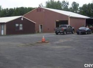 1040 County Route 57, Phoenix, NY 13135