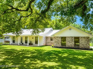 1119 S Beech St, Picayune, MS 39466