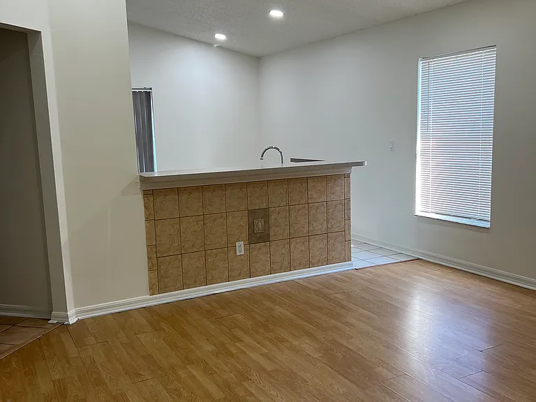 1949 Spruce Ridge Dr — Photo 21
