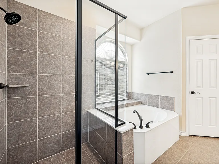 13075 Janet Dr — Photo 20