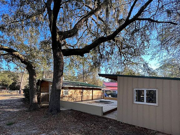 4th image of 16592 NE 6th Ln
