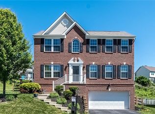 172 Broadstone Dr, Mars, PA 16046