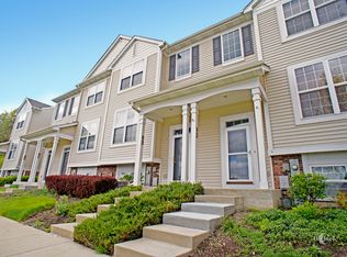 106 Terra Springs Dr, Volo, IL 60020