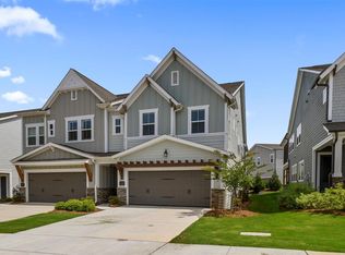 9723 Briarwick Ln, Charlotte, NC 28277