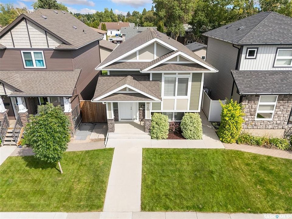1st image of 118 Childers Cres