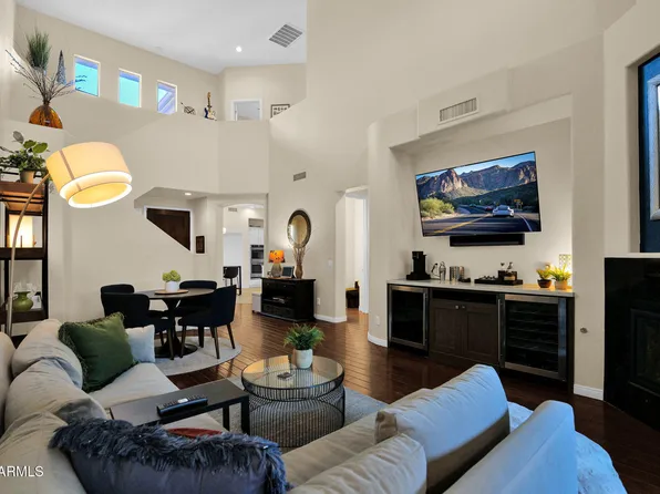 15240 N CLUBGATE Drive #124, Scottsdale, AZ 85254