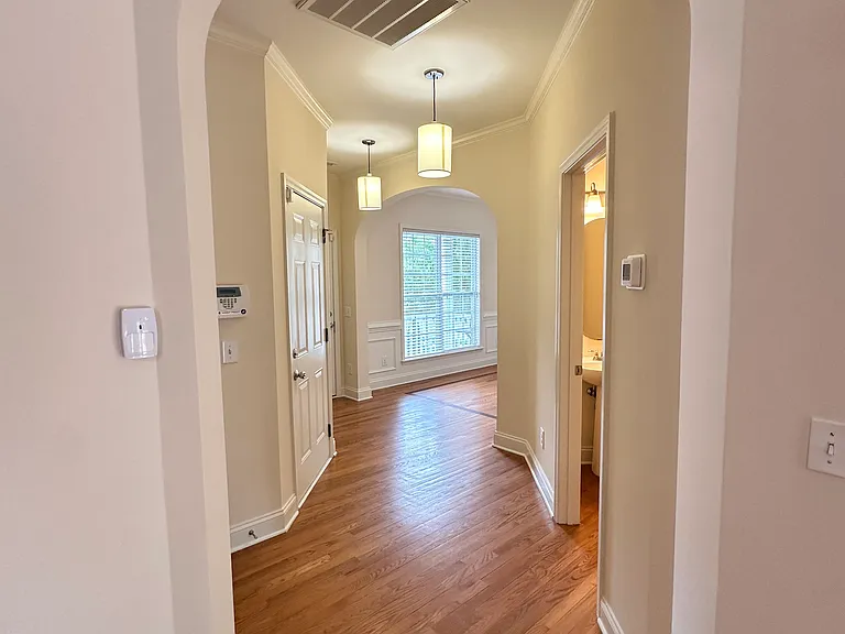 4612 Cottendale Dr — Photo 6
