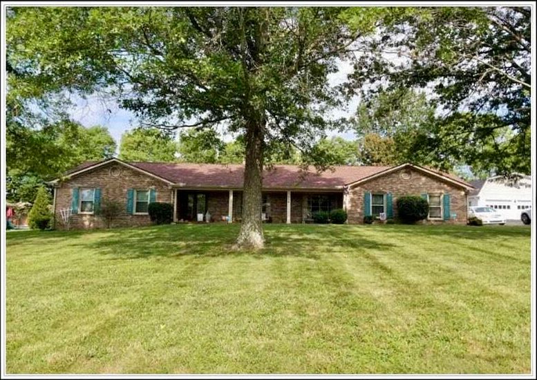 1st image of 114 Lone Oak Dr