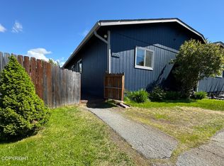 10109 Goose Berry Pl, Anchorage, AK 99515