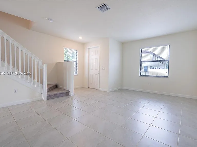 3448 W 114th Ter — Photo 11