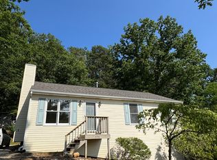 5146 Overland Dr, Roanoke, VA 24018