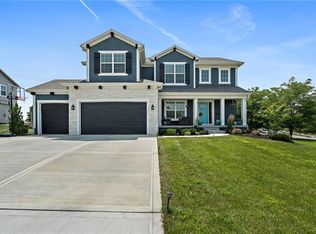 3201 SE Mill Creek Ln, Lees Summit, MO 64063