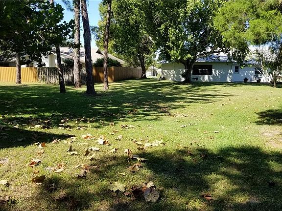 3rd image of 6147 Del Mar Dr