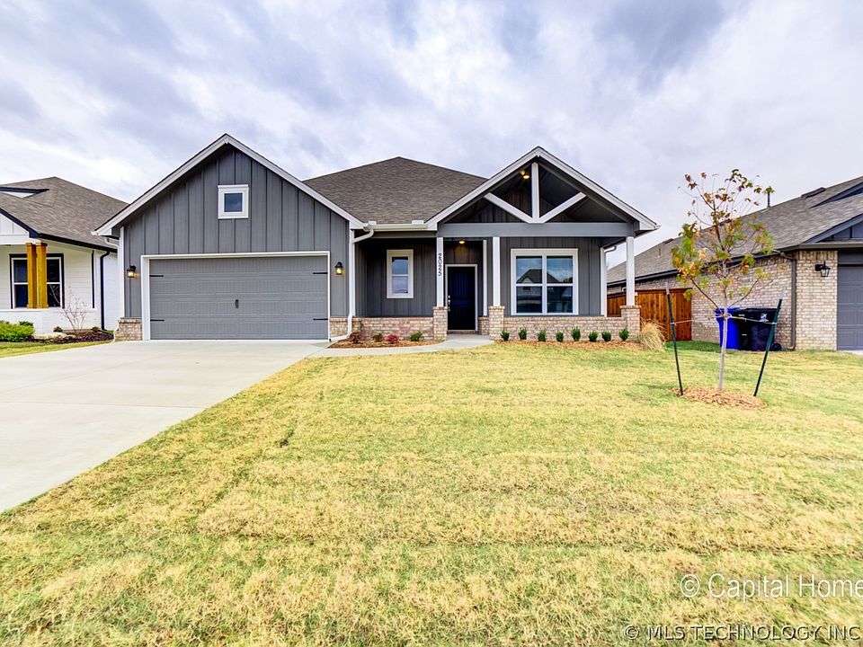 1st image of 2025 W Huntsville Pl