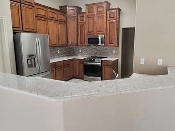 202 Crosswind Dr, Victoria, TX 77904