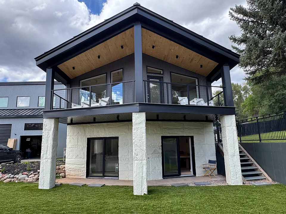 10-111 County Rd #1