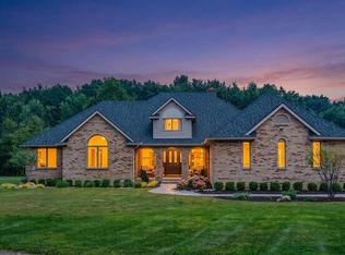 4468 Lyndon Ln, Ann Arbor, MI 48105