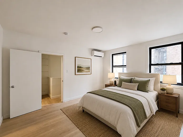 94 8th Ave #1 — Photo 6