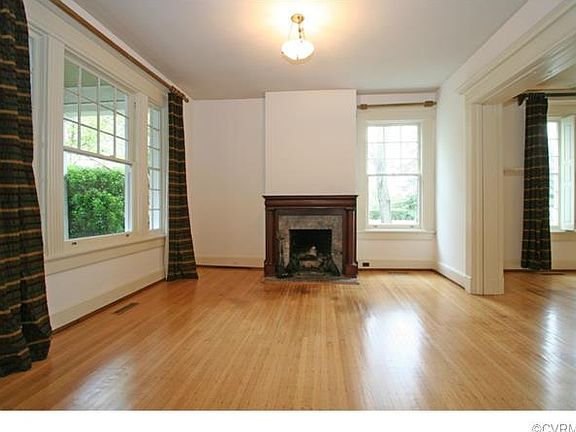 5th image of 3200 Hawthorne Ave