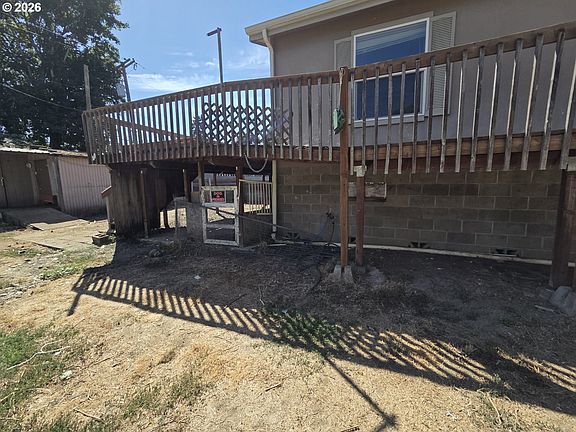 5th image of 130 2nd St