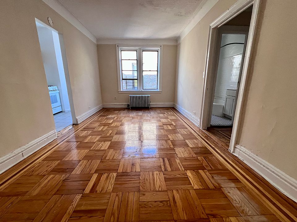 1st image of 2305 Sedgwick Ave APT 5A