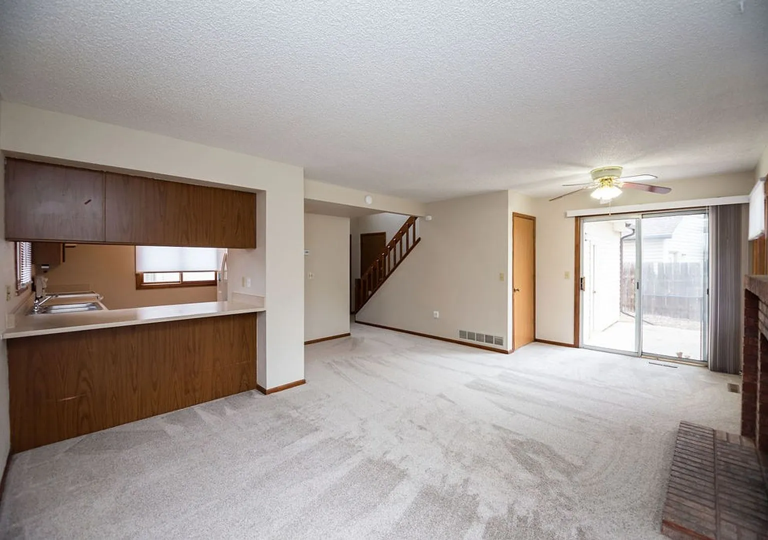Charming 3 Bed, 2 Bath Home on a Quiet Cul-de-Sac with a Fenced Yard & 2-Car Garage! — Photo 3