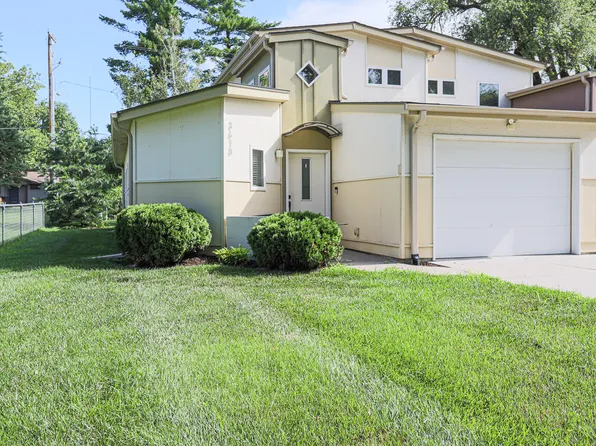 3610 Clifton Ct, Omaha, NE 68134