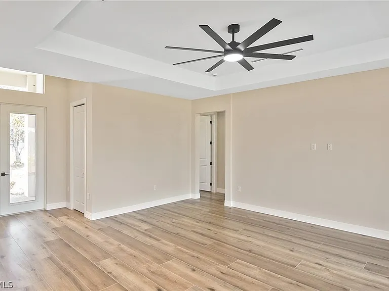 1906 NW 28th Ave — Photo 36