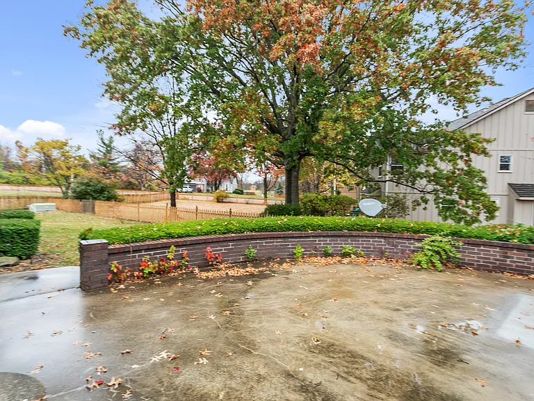 4612 NW Bramble Trl — Photo 57